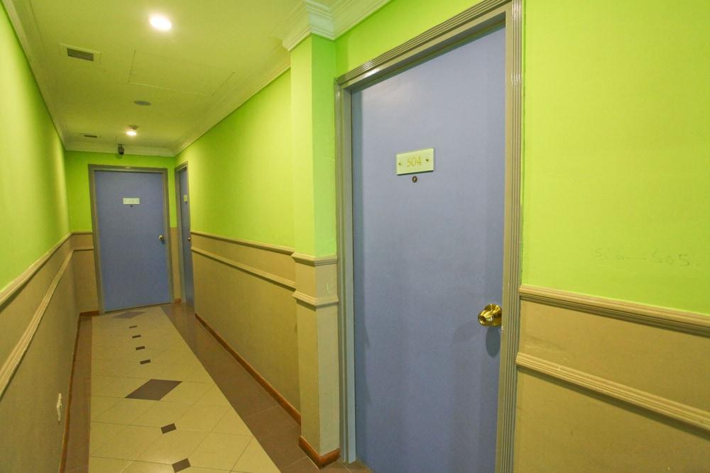 Aliwal Park Hotel 2*
